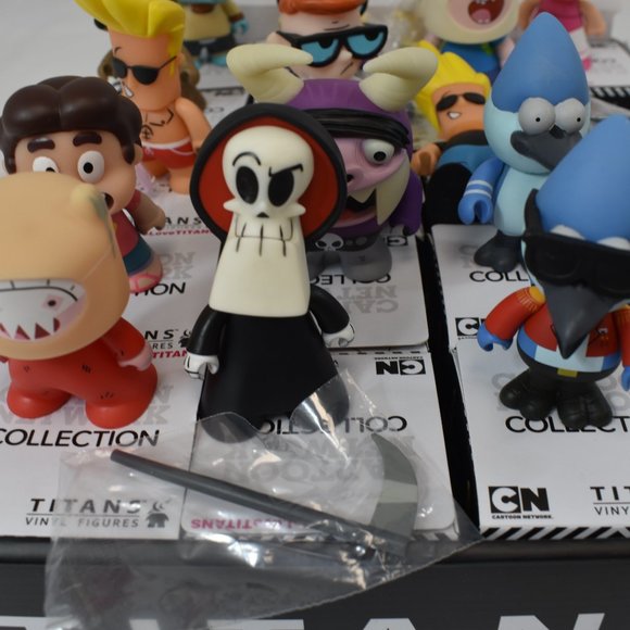 Titans The Cartoon Network 3" Vinyl Figures Complete Set of 16 In Display Box - Picture 4 of 16